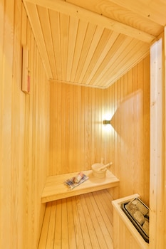 agva pieria luxury hotel