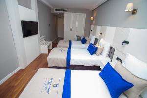 mitte port hotel