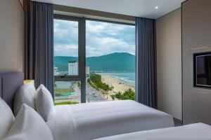 le sands oceanfront danang hotel
