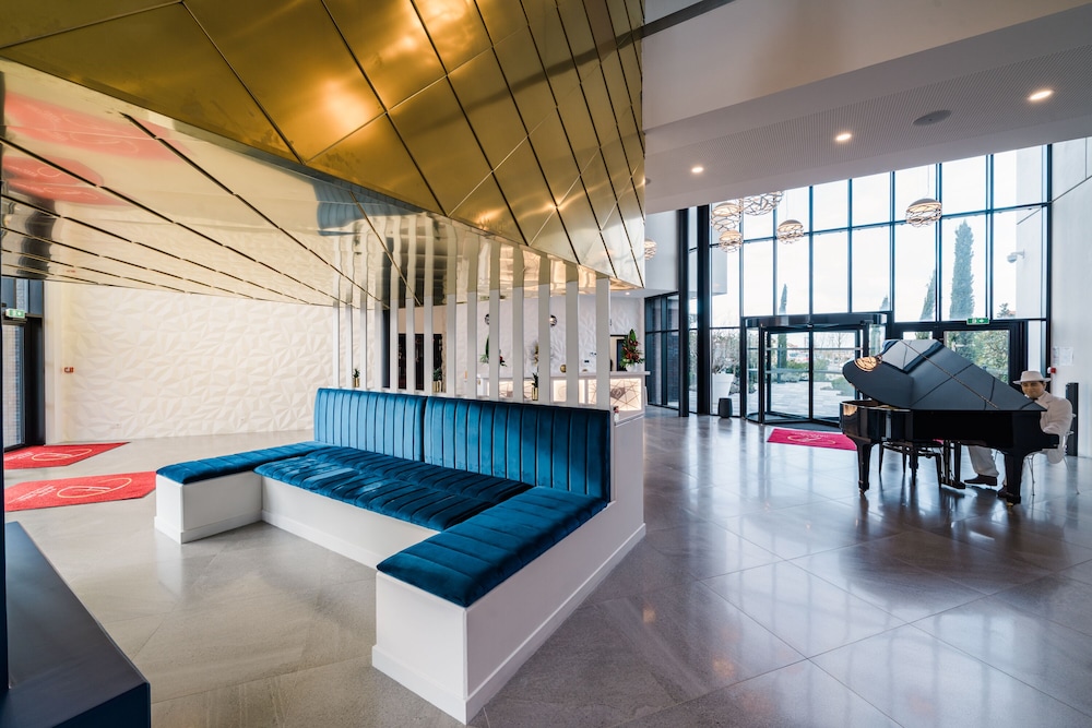 hotel dali paris val deurope