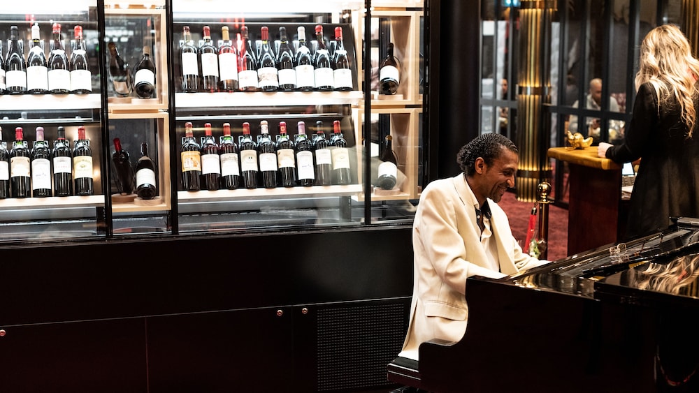 hotel dali paris val deurope