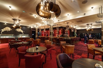 hotel dali paris val deurope