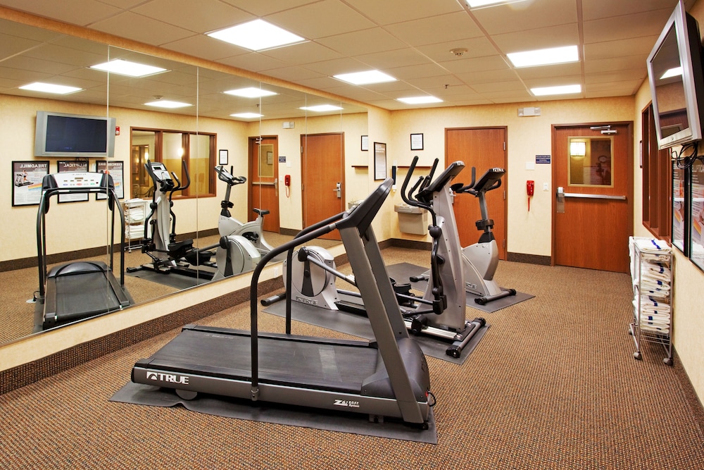 holiday inn express and suites tooele by ihg