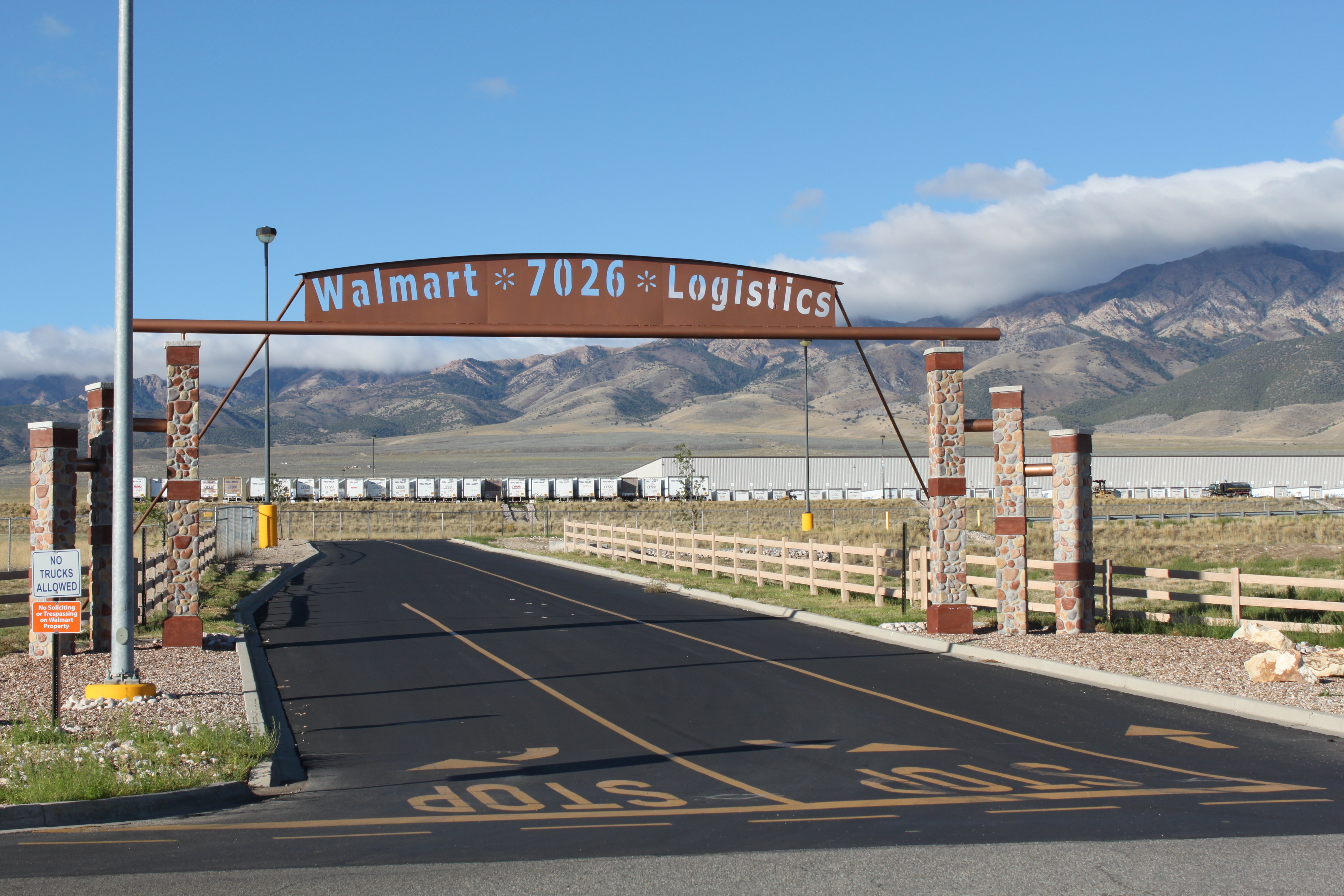 holiday inn express and suites tooele by ihg
