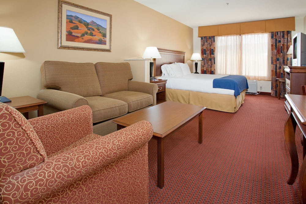 holiday inn express and suites tooele by ihg