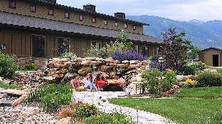 holiday inn express and suites tooele by ihg
