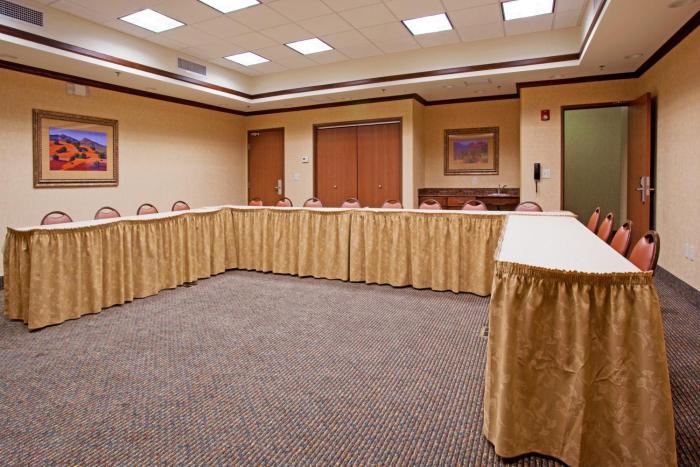 holiday inn express and suites tooele by ihg