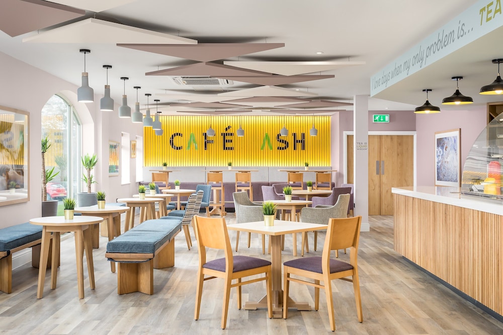 lion quays hotel and spa