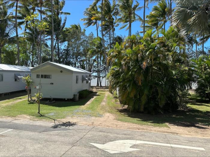 ellis beach oceanfront bungalows