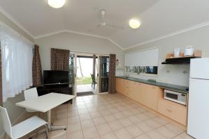 ellis beach oceanfront bungalows