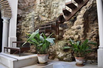 apartamentos turisticos alhambra