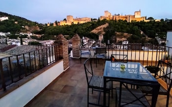 apartamentos turisticos alhambra