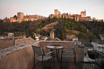 apartamentos turisticos alhambra