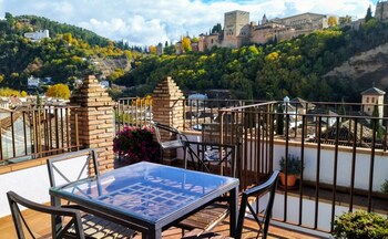 apartamentos turisticos alhambra