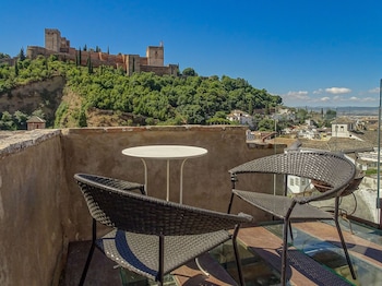 apartamentos turisticos alhambra