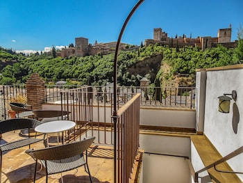 apartamentos turisticos alhambra