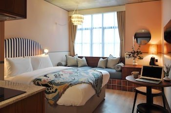 room2 chiswick hometel