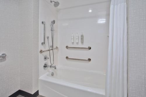 hampton inn by hilton paris
