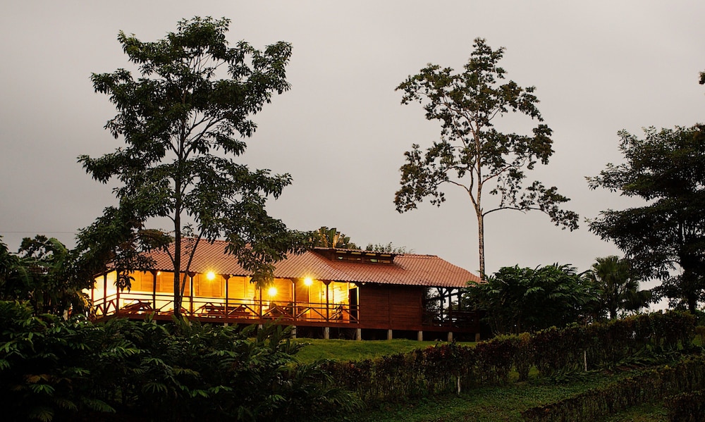 la anita rainforest ranch