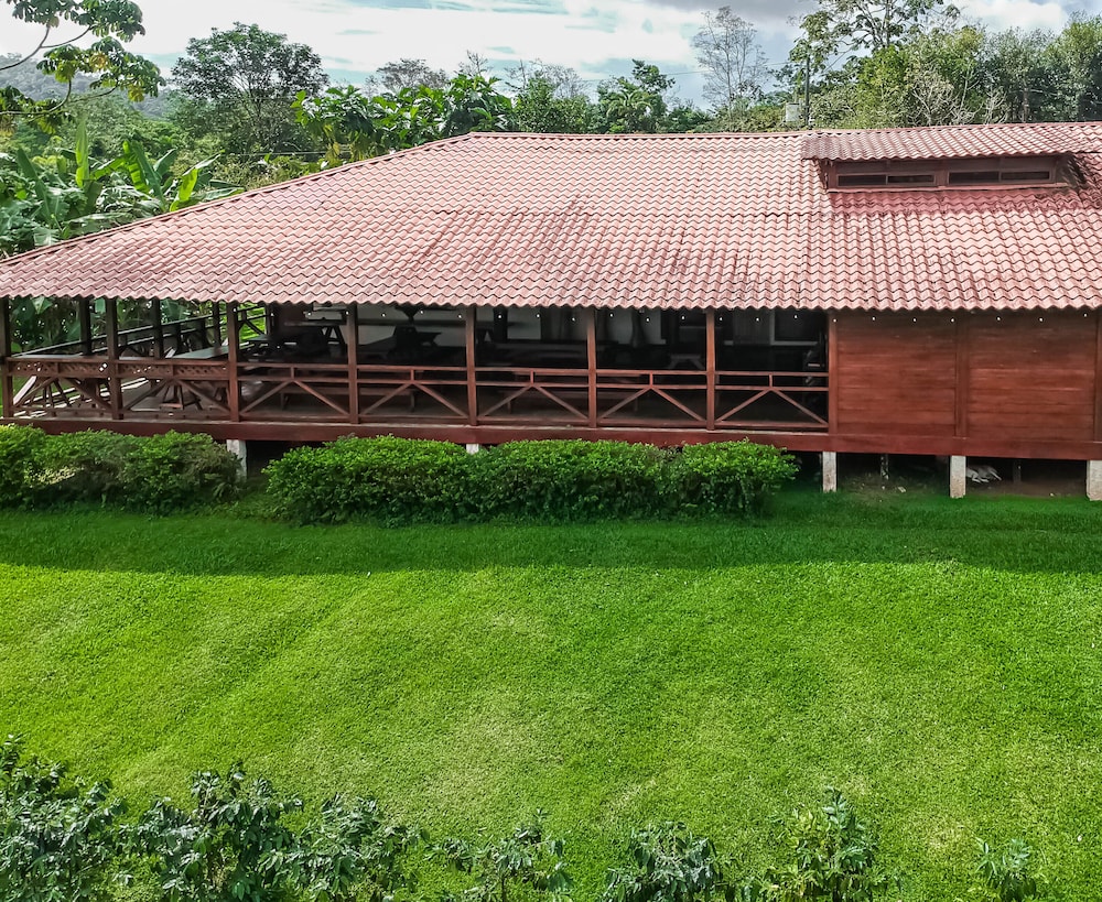 la anita rainforest ranch