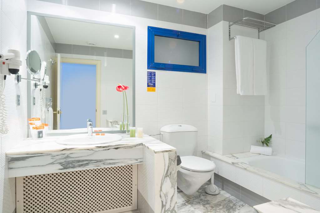 tui blue suite princess adults only