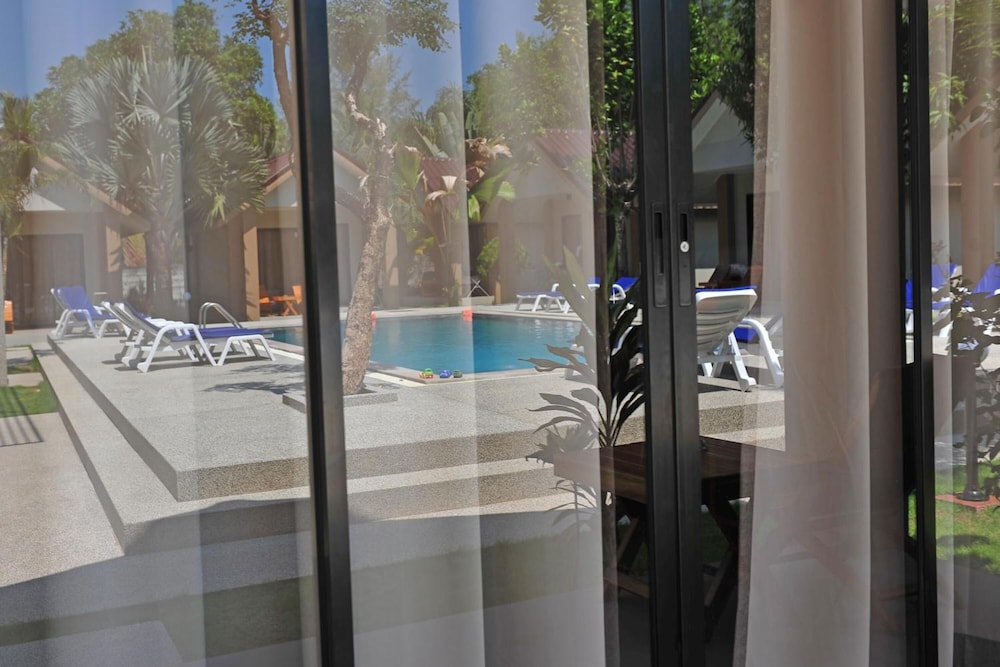 light khao lak resort