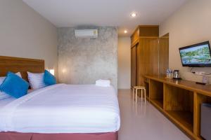 light khao lak resort