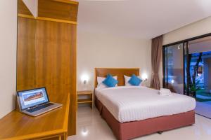 light khao lak resort