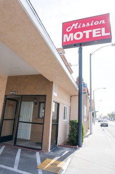 mission motel lynwood