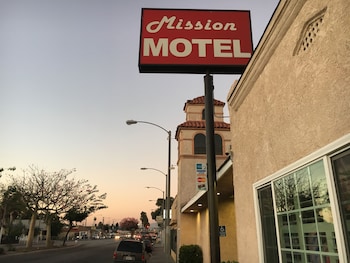 Mission Motel Lynwood,Los Angeles County>>Los Angeles,2 star
