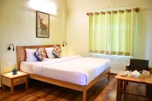 the chirping orchard