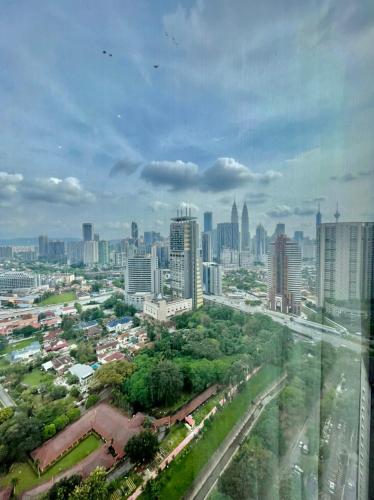 expressionz at klcc by plush