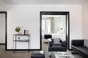 hotel felicien by elegancia