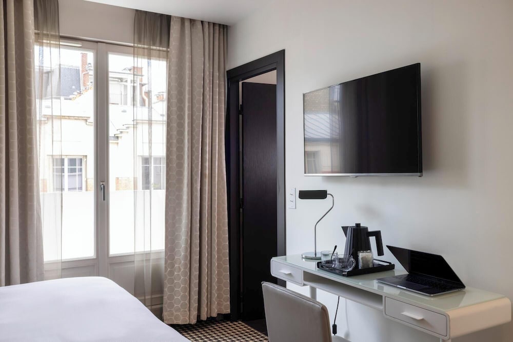 hotel felicien by elegancia