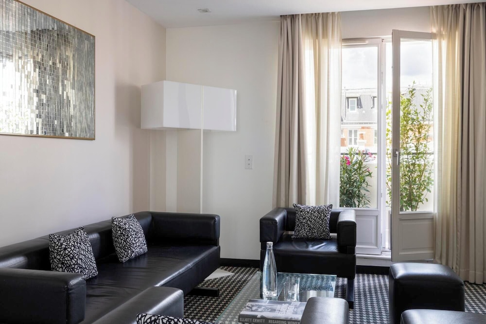 hotel felicien by elegancia