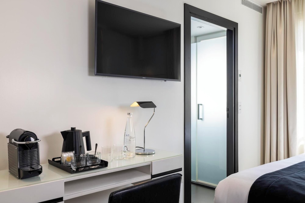 hotel felicien by elegancia