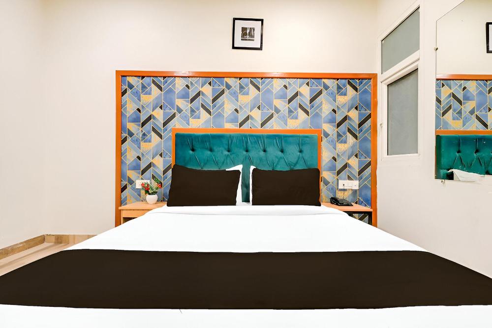 hotel silver saffron