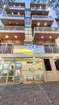 hotel silver saffron