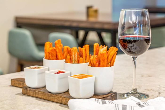 cambria hotel new haven university area