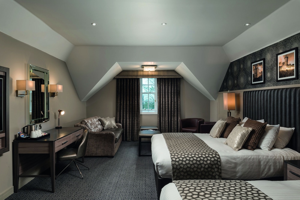 Hetland Hall Hotel,,4 star