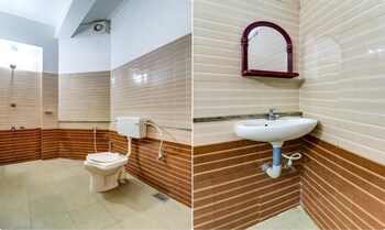 hotel rvees regency
