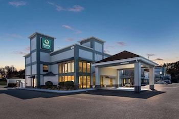 quality inn and suites matthews charlotte