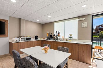 quality inn and suites matthews charlotte