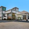 quality inn and suites matthews charlotte
