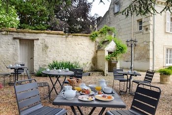 logis manoir de la giraudiere
