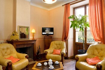logis manoir de la giraudiere