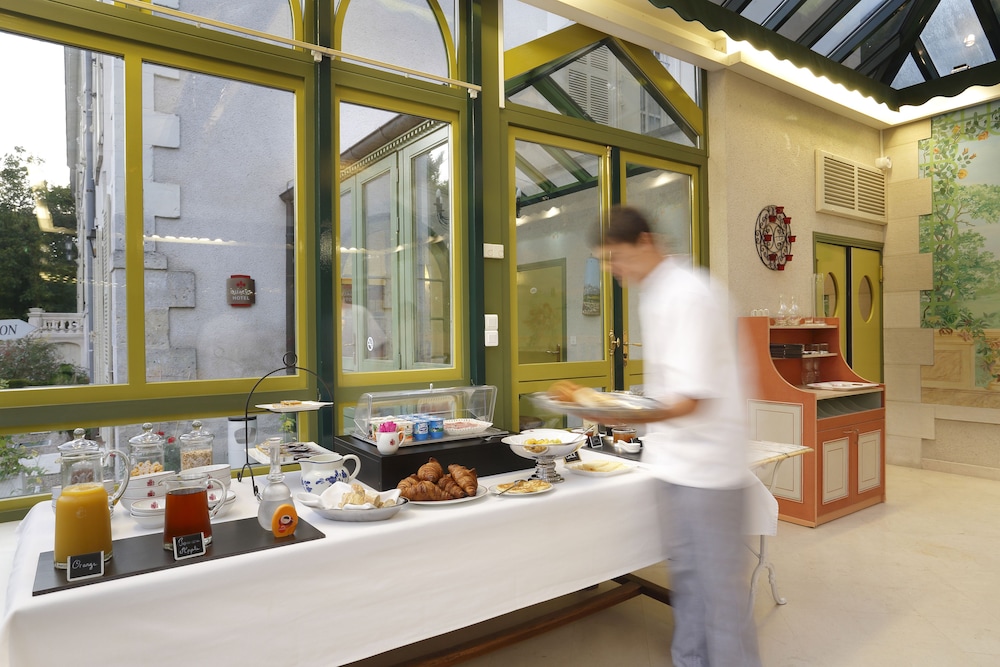 chateau de la rozelle