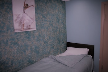 the avenue hotel