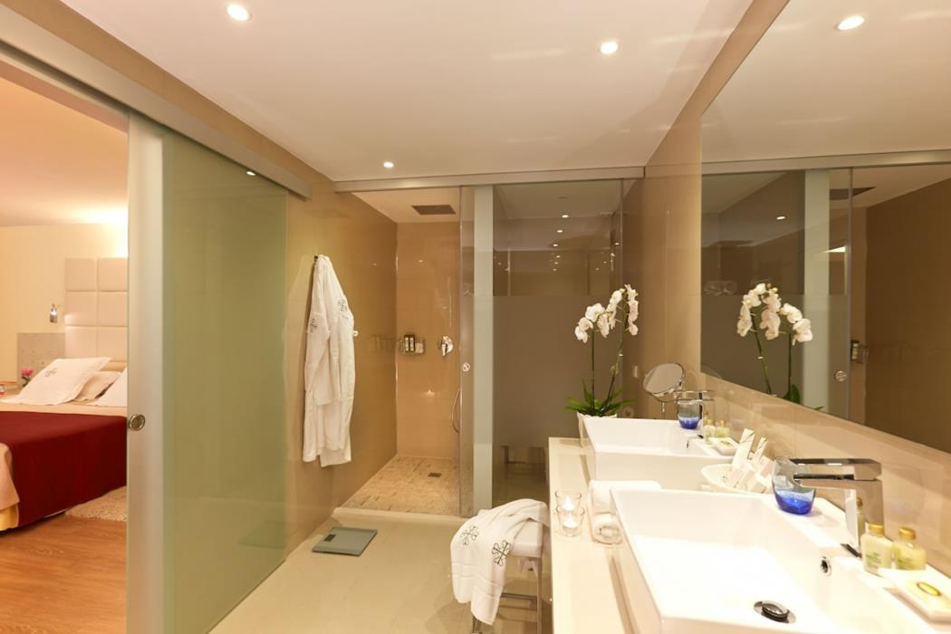 lhermitage hotel and spa