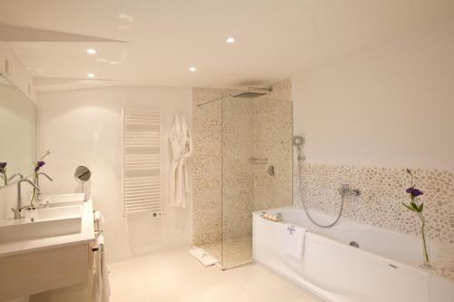 lhermitage hotel and spa